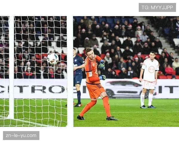 洛里昂0-2马赛遭遇三场不胜，主场不败金身告破